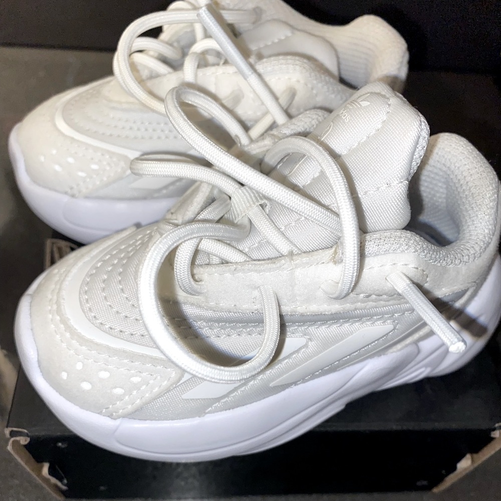 Adidas Onelia